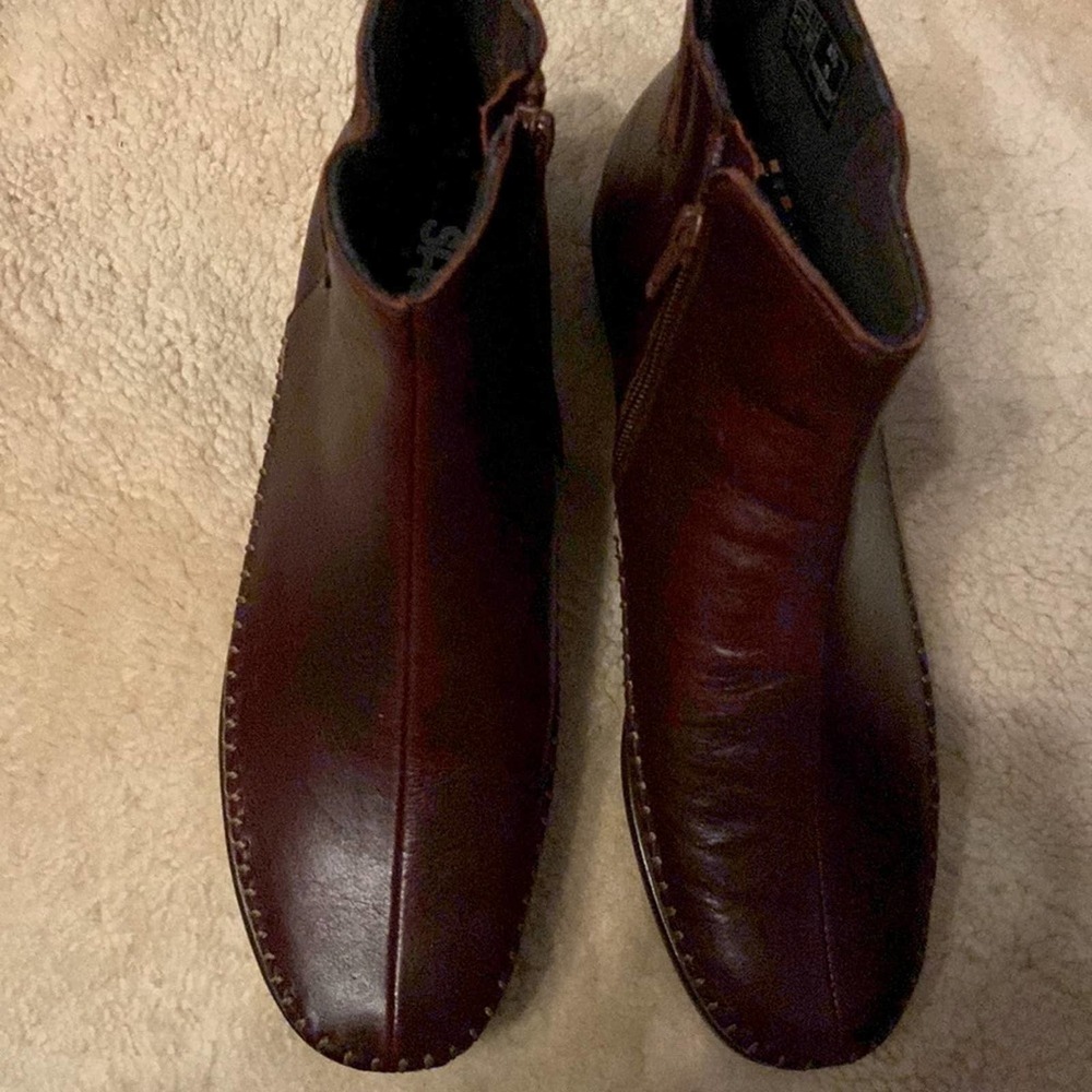 SAS Womens Jade brown Ankle Boots Size 8.5 Narrow